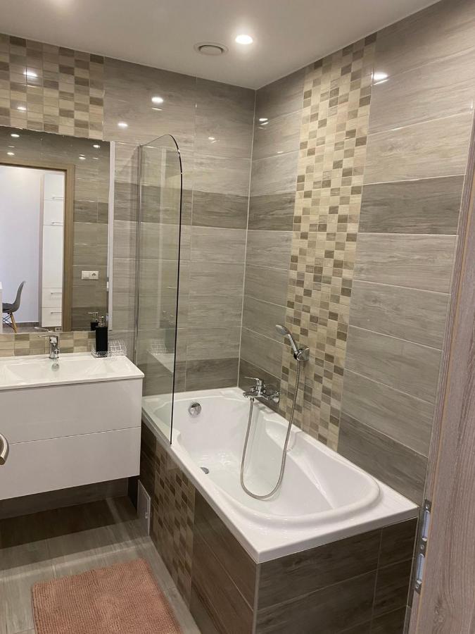 Oasis Apartman Hajdúszoboszló المظهر الخارجي الصورة